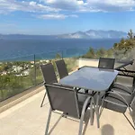 度假居 Theologos Ridge *